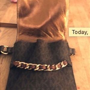 Michel Kors Cross Body Bag